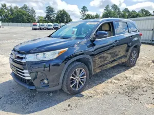 Toyota Highlander 3.5L 6 2018