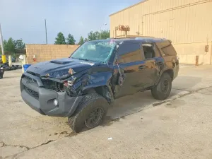 Toyota 4Runner 4.0L 6 2018
