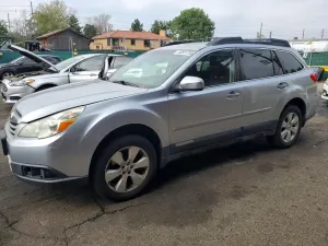 Subaru Outback 2.5L 4 2012