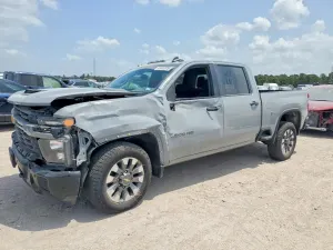 Chevrolet Silverado 1500 6.6L 8 2025