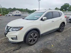 Nissan Rogue 2.5L 4 2017