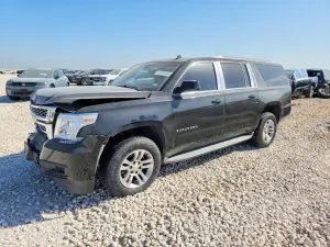 Chevrolet Suburban 5.3L 8 2015
