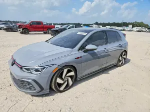 Volkswagen Golf 2.0L 4 2023