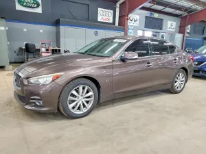 Infiniti Q50 3.7L 6 2015