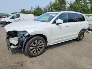 Volvo XC90 2.0L 4 2021