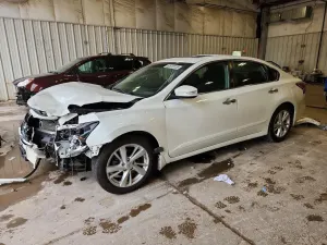 Nissan Altima 2.5L 4 2013