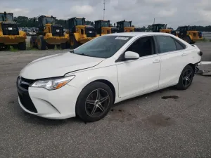 Toyota Camry LE 2.5L 4 2016