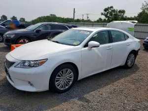 Lexus ES 3.5L 6 2015