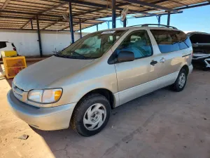 Toyota Sienna 3.0L 6 2000