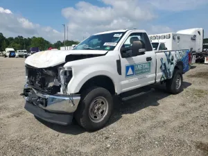 Ford F-350 SUPER DUTY 6.2L 8 2022