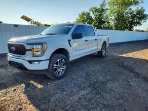 Ford F-150 5.0L 8 2023