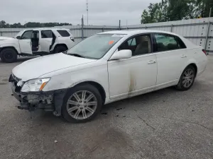 Toyota Avalon XL 3.5L 6 2007