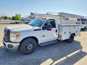 Ford F-350 6.7L 8 2012