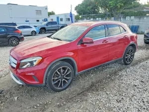 Mercedes-Benz GLA 2.0L 4 2015