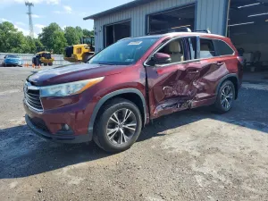 Toyota Highlander 3.5L 6 2016