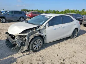 Toyota Corolla 1.8L 4 2015