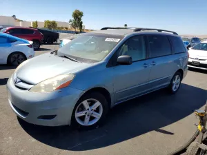 Toyota Sienna 3.5L 6 2008