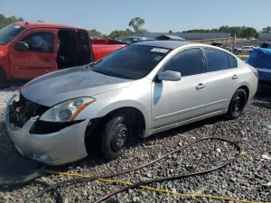 Nissan Altima BASE 2.5L 4 2012