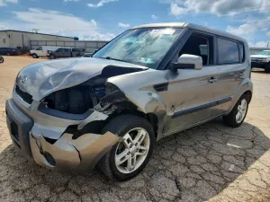Kia Soul 2.0L 4 2011