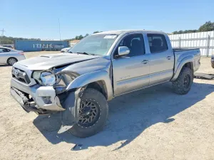 Toyota Tacoma 4.0L 6 2015