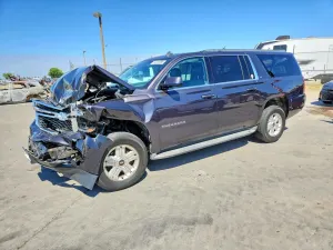 Chevrolet Suburban 5.3L 8 2015