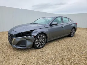 Nissan Altima 2.5L 4 2025