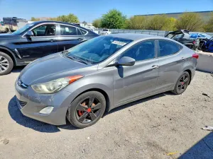 Hyundai Elantra 1.8L 4 2013