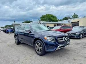 Mercedes-Benz GLC 2.0L 4 2016