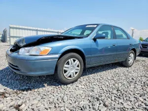 Toyota Camry 2.2L 4 2001