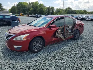 Nissan Altima 2.5L 4 2015