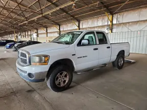 Dodge RAM 5.7L 8 2006