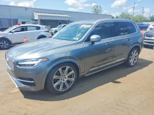 Volvo XC90 2.0L 4 2017
