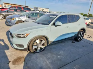 Volvo XC40 2.0L 4 2019