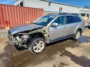 Subaru Outback 2.5L 4 2014