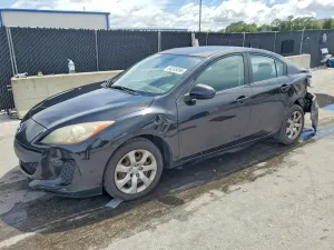 Mazda 3 2.0L 4 2013