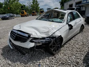 Mercedes-Benz E 350 4MATIC 3.5L 6 2014