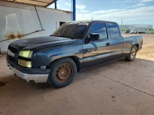 Chevrolet Silverado 1500 4.3L 6 2004
