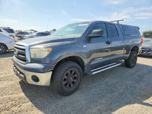 Toyota Tundra 4.6L 8 2010