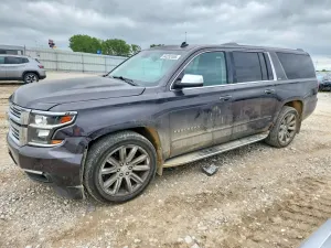 Chevrolet Suburban 5.3L 8 2015