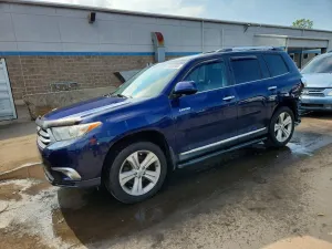 Toyota Highlander 3.5L 6 2013