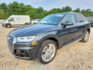 Audi Q5 2.0L 4 2018