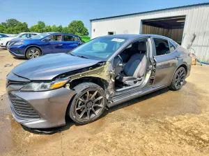 Toyota Camry 2.5L 4 2018