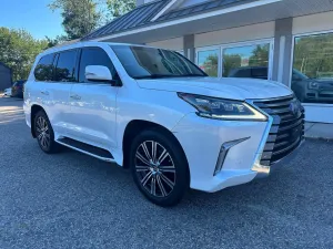 Lexus LX 5.7L 8 2018