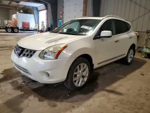 Nissan Rogue 2.5L 4 2013