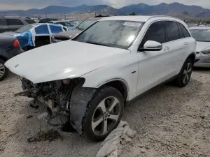 Mercedes-Benz GLC 350E 2.0L 4 2019