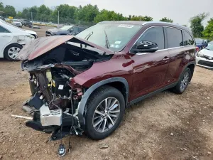 Toyota Highlander 3.5L 6 2019