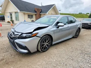 Toyota Camry 2.5L 4 2021