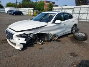 Infiniti Q50 2.0L 4 2016
