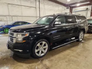 Chevrolet Suburban 5.3L 8 2015