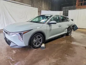 Kia K4 2.0L 4 2026